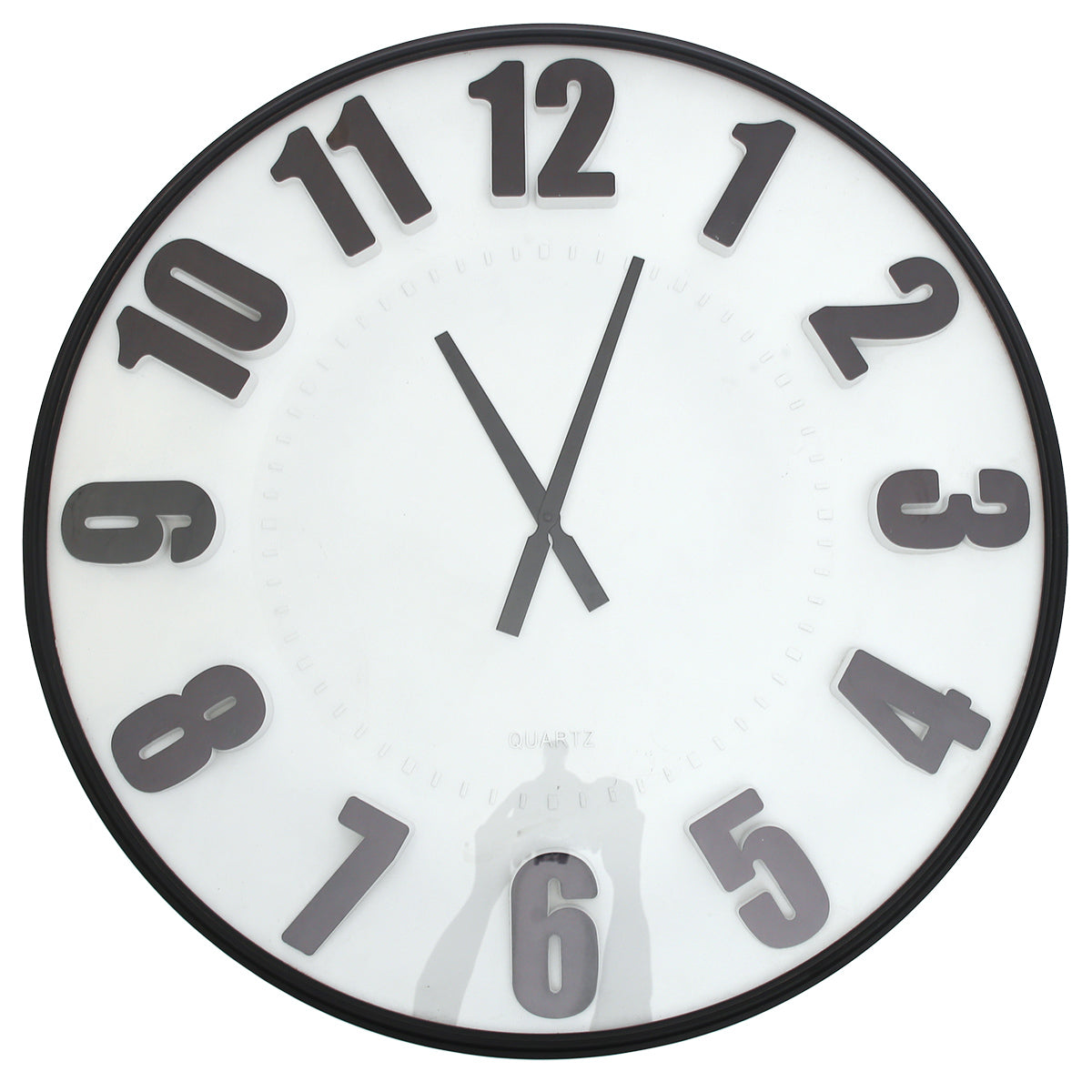 Wall Clock Ð Matt Black & White with Bold 3D Numerals (Model 7122)