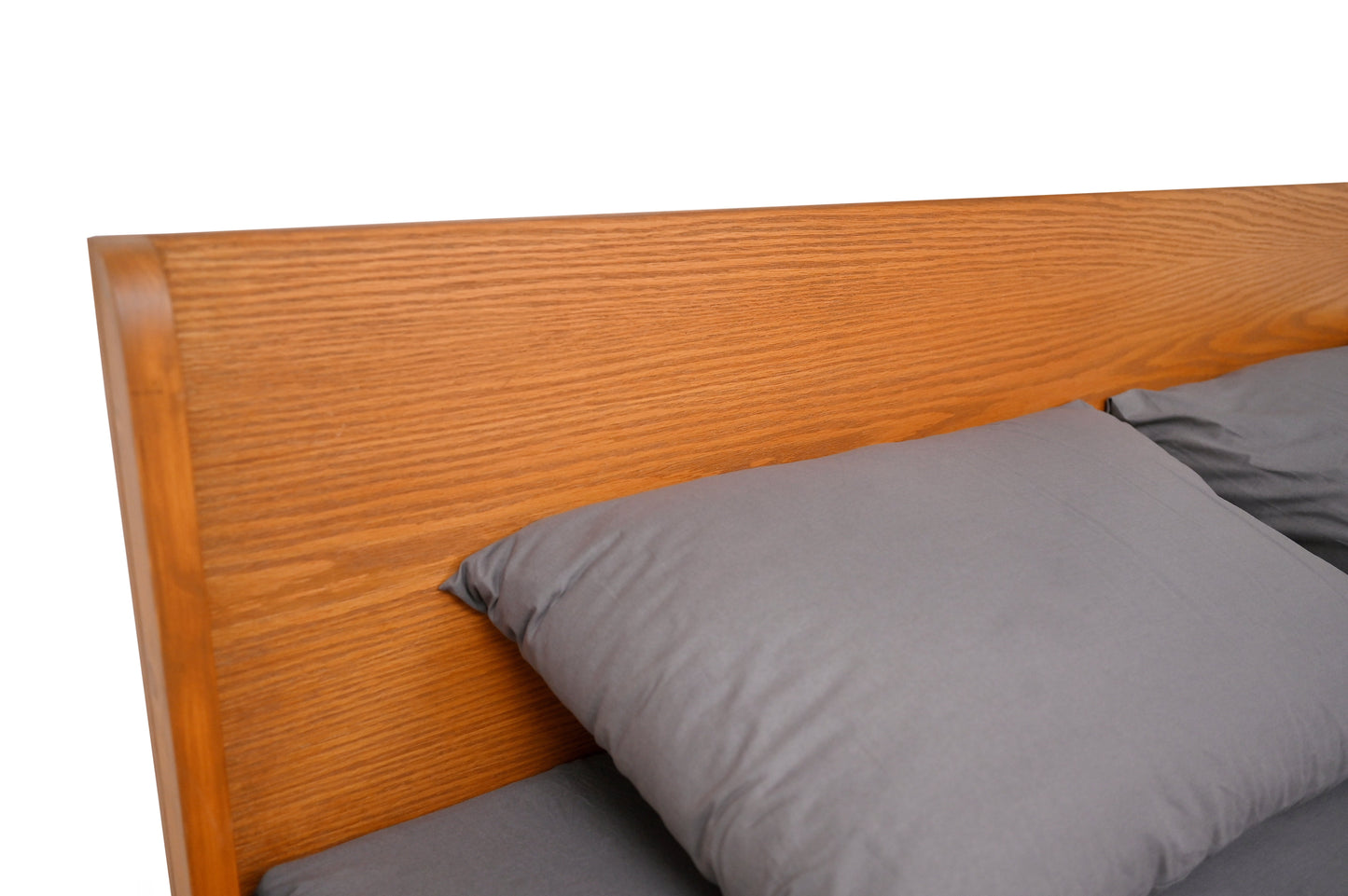 Harry N Bedroom Set Ð King Size Bed & Dresser with Mirror