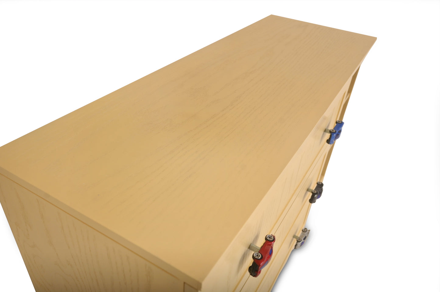 Wooden Cart Chester Ð KidsÕ Chest of Drawers with Toy Car Handles