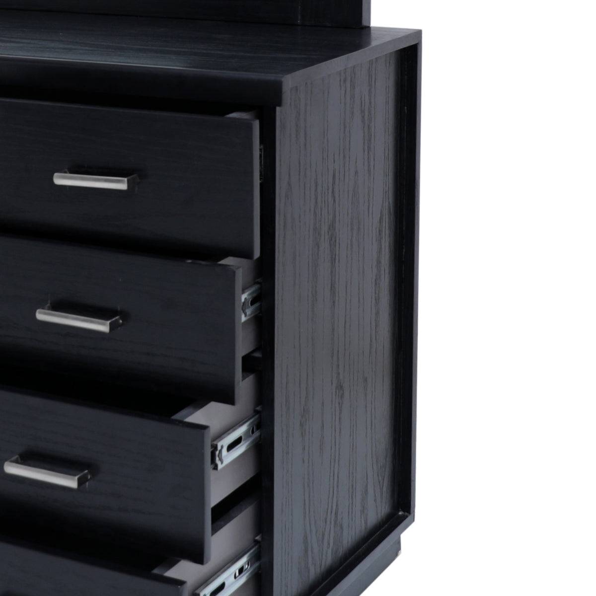 Austin Dresser
