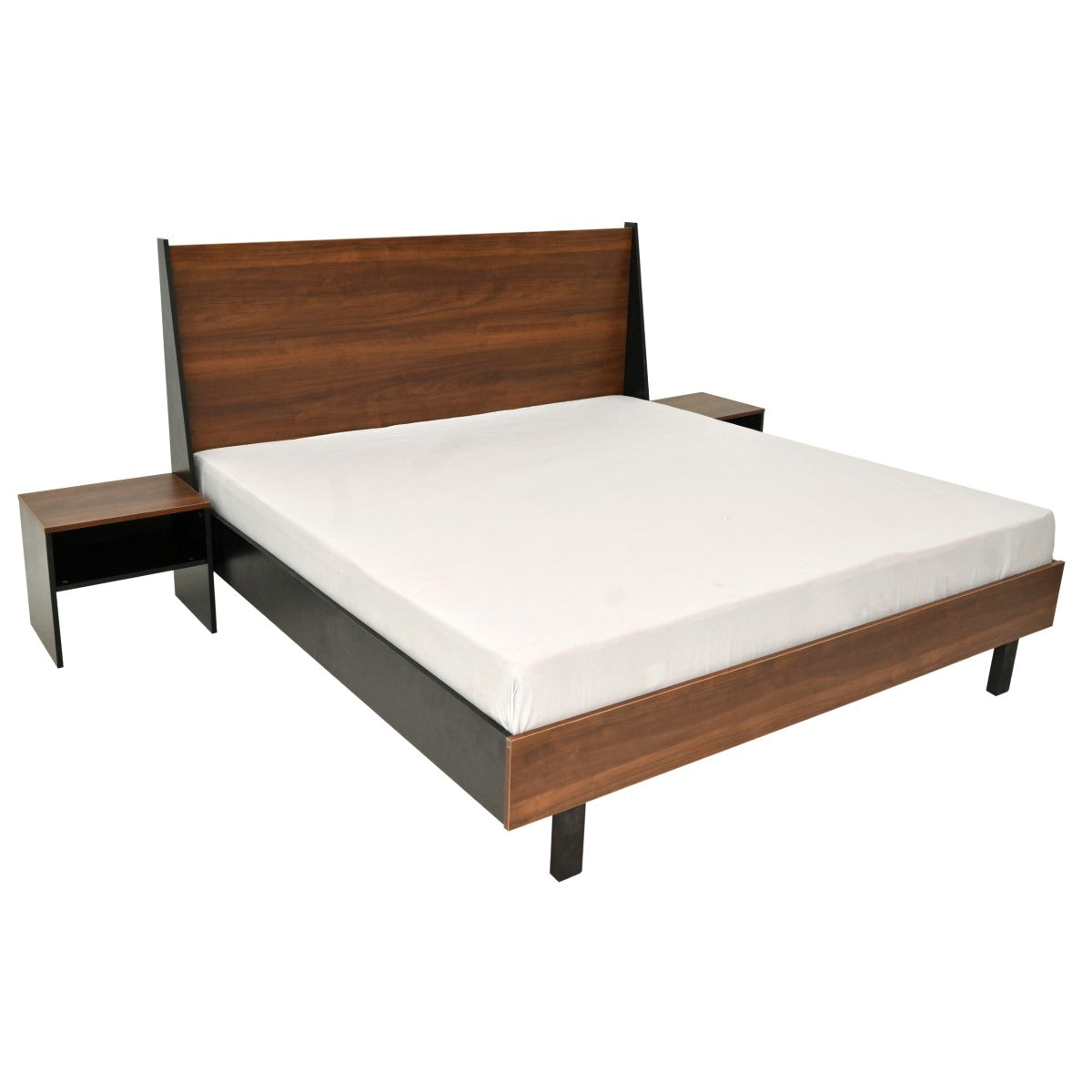 Savior - Bed, Dresser & 3 Door wardrobe