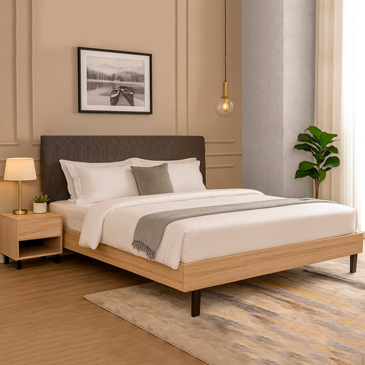 Cambridge Bed with Two Side Tables