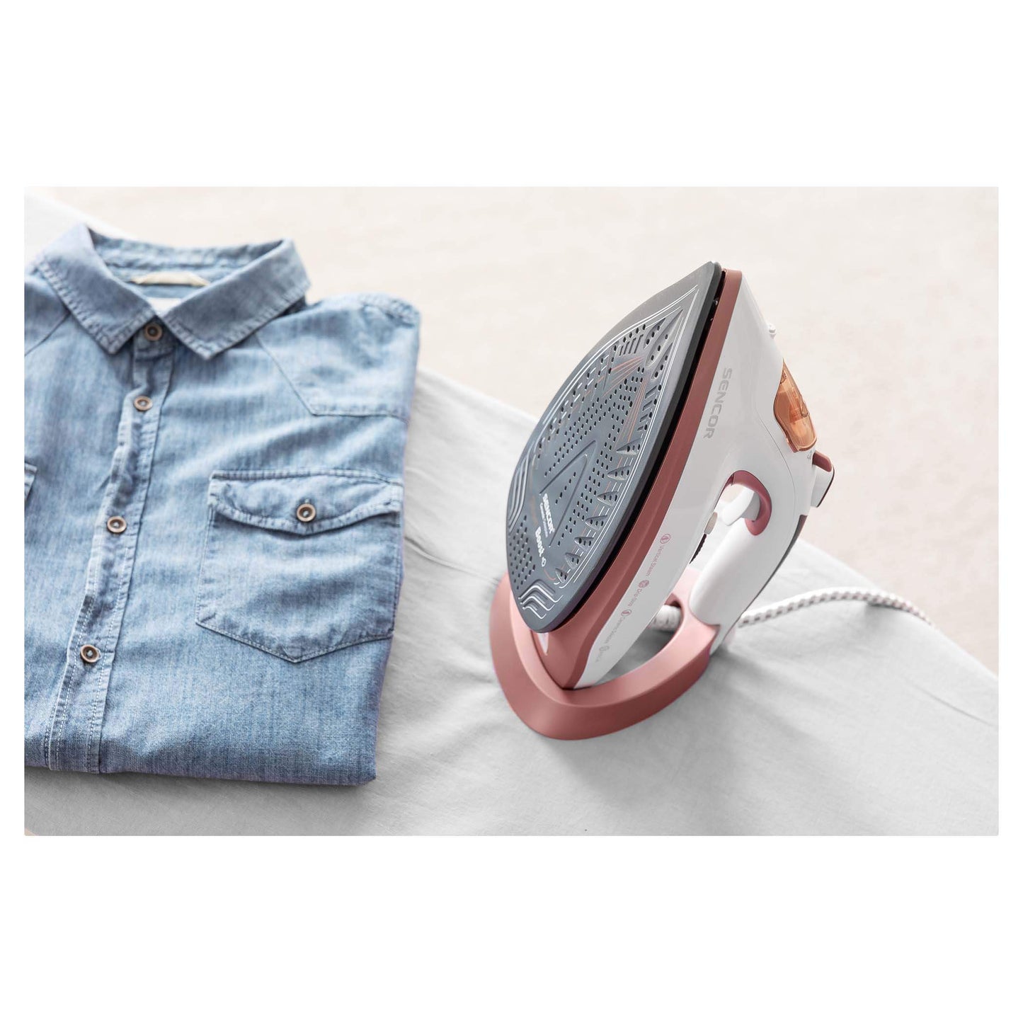 Steam Iron SSI3520RS
