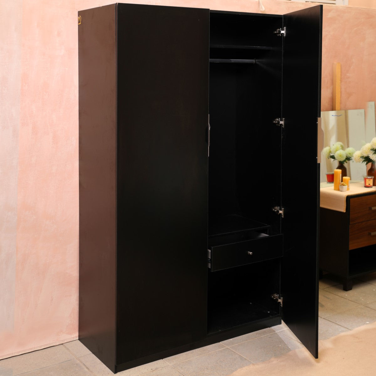 Savior - Bed, Dresser & 2 Door wardrobe