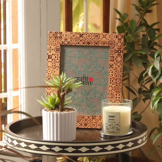 Golden Brown Wooden Photo Frame Ð Engraved Pattern Design